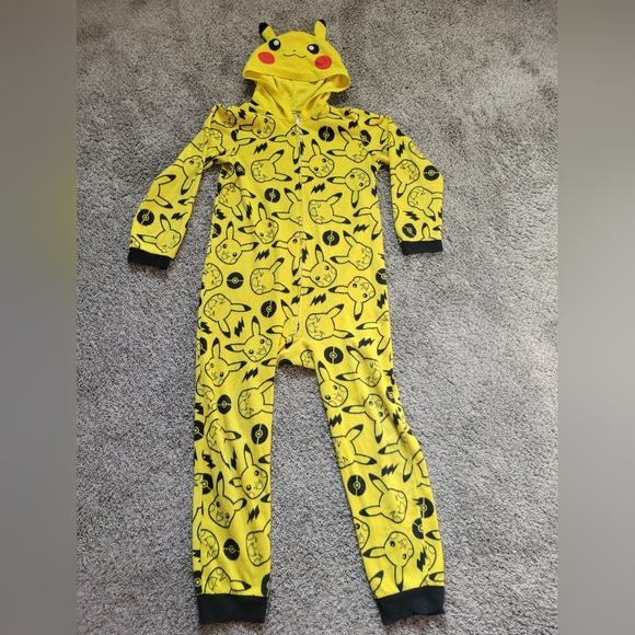 Yellow Pikachu Hooded Onesie Size 12 - 14  Gender Neutral Pjs Halloween - Picture 1 of 6